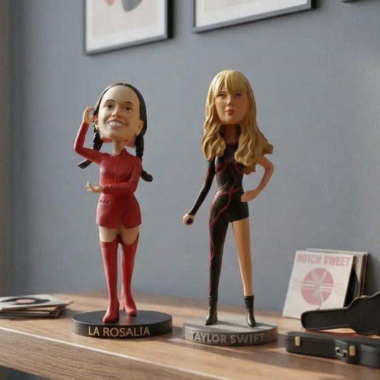 Figuras Bobblehead de Taylor Swift y Rosalía